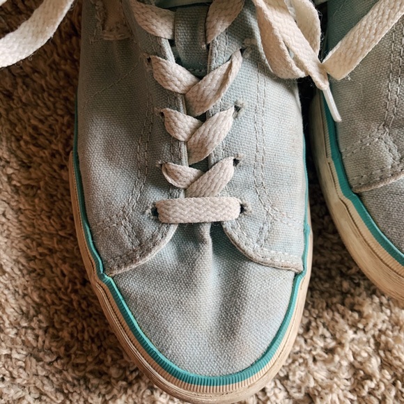 Baby Blue Converse - Picture 4 of 6